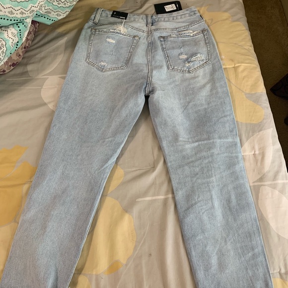 Fashion nova boyfriend jeans - Picture 3 of 3